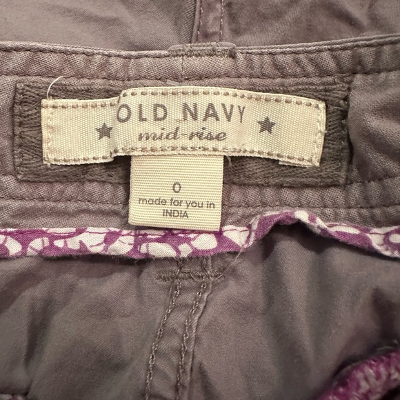 Old Navy Shorts - Picture 3 of 3